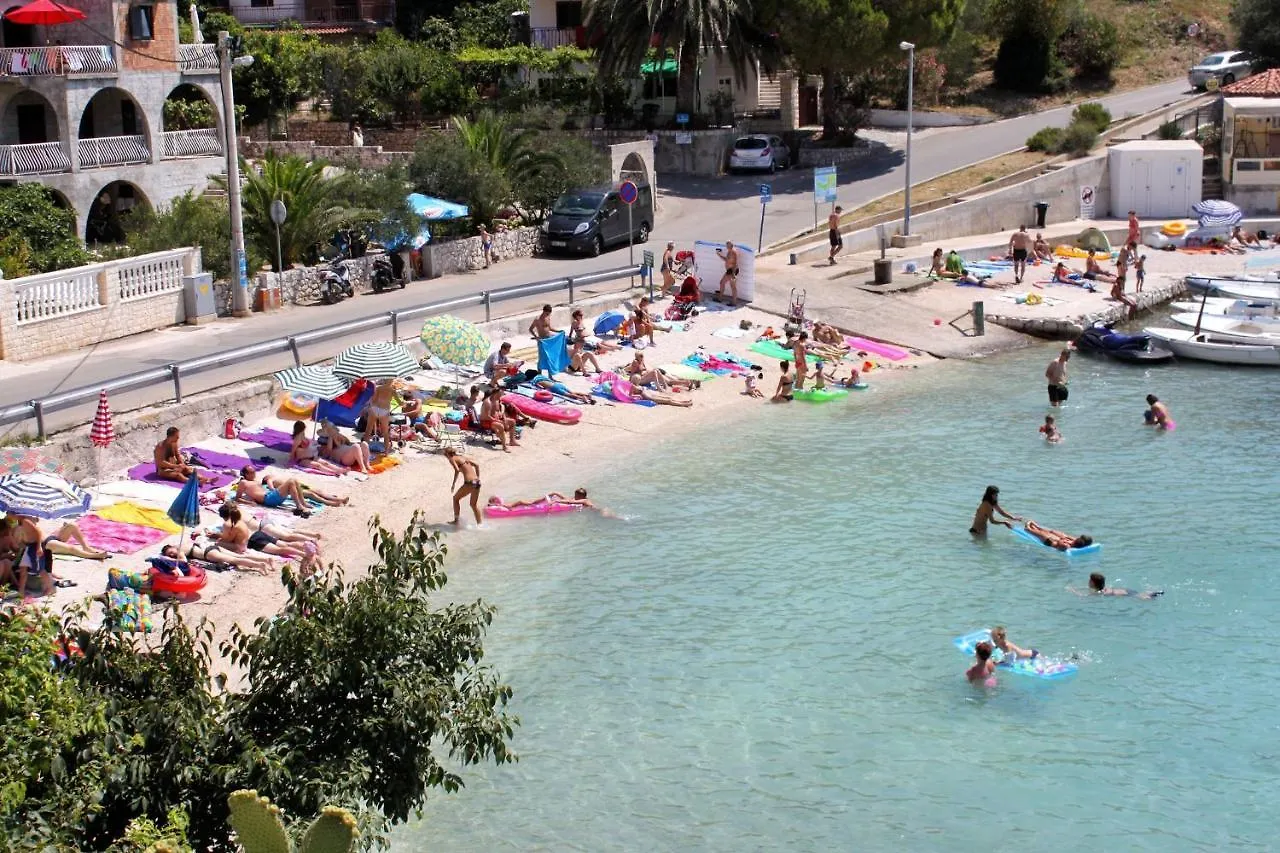 Apartments With A Parking Space Mavarstica, Ciovo - 18882 Trogir 0*,  Croatia