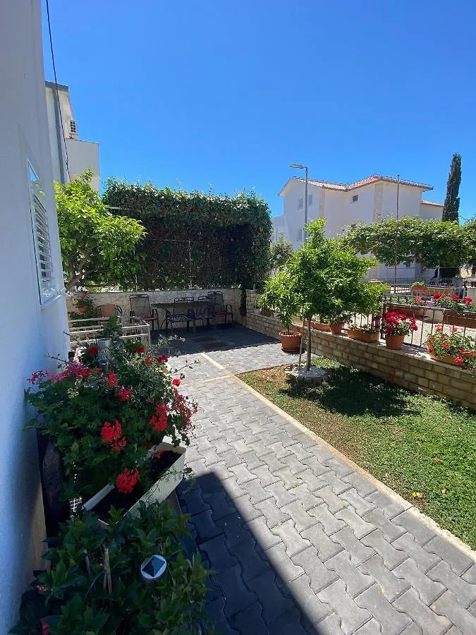 Apartments With A Parking Space Mavarstica, Ciovo - 18882 Trogir