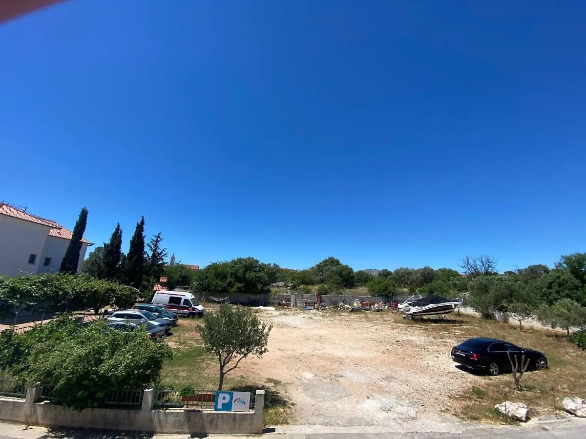 Apartments With A Parking Space Mavarstica, Ciovo - 18882 Trogir 0*,
