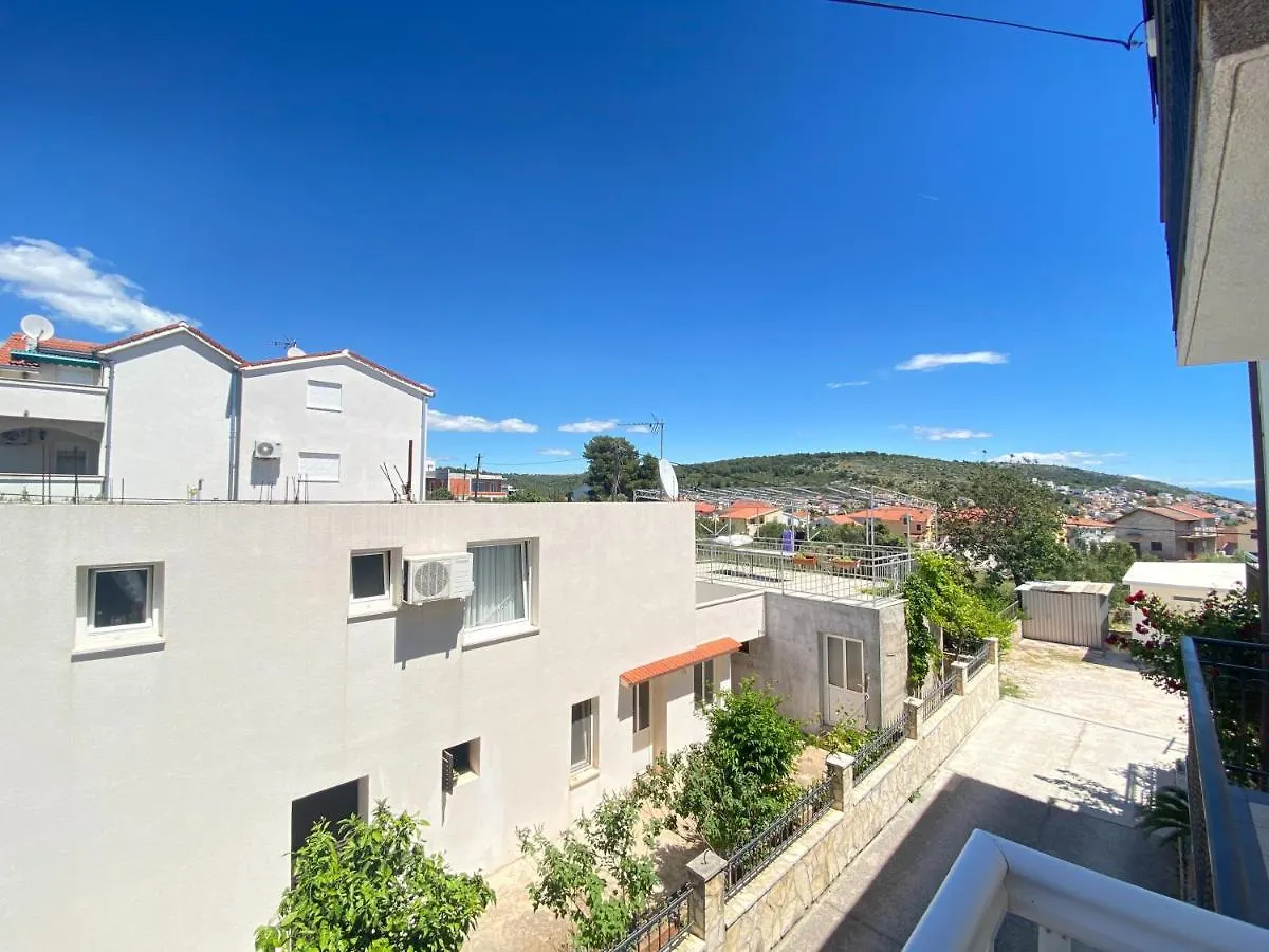 Apartments With A Parking Space Mavarstica, Ciovo - 18882 Trogir