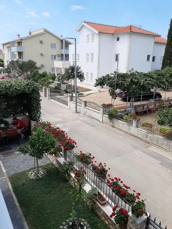 Apartments With A Parking Space Mavarstica, Ciovo - 18882 Trogir